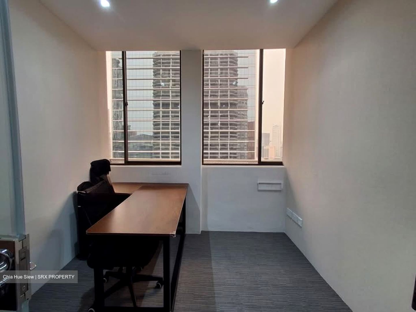 International Plaza (D2), Office #578263311